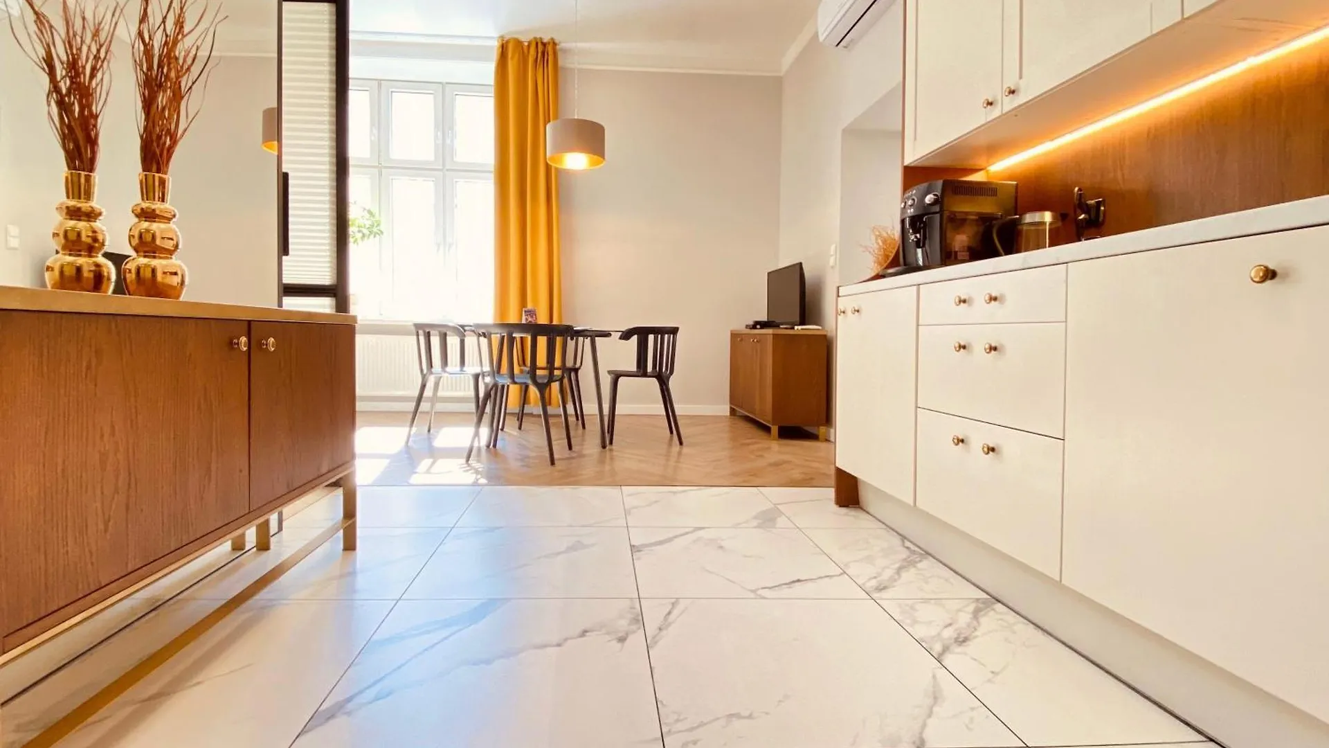 Faust Apartments In The Heart Of Kazimierz By Mint Apartment クラクフ