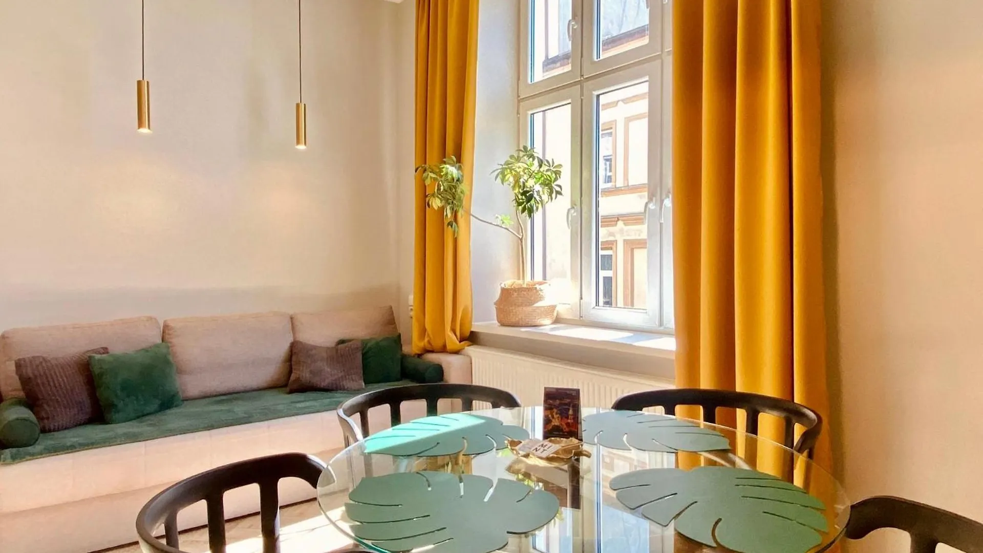 Faust Apartments In The Heart Of Kazimierz By Mint Apartment クラクフ