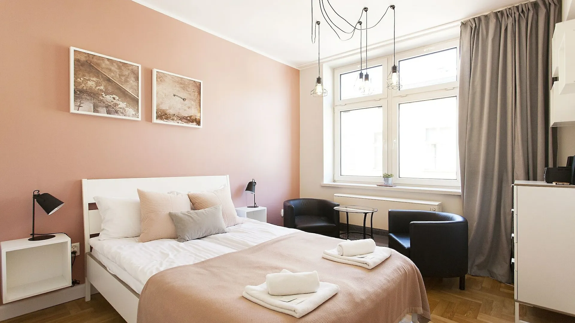 Faust Apartments In The Heart Of Kazimierz By Mint Apartment Krakau Polen